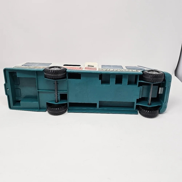 Vintage Nylint Outbounder RV 1996 Metal White Aqua Pink Camper Roadtrip Vehicle - Picture 3 of 14